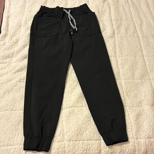 Women’s black scrubs